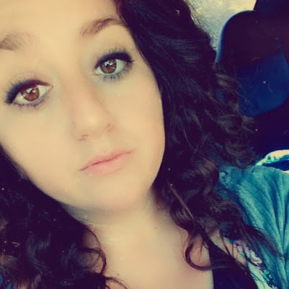 Meet your Posher, Lacey